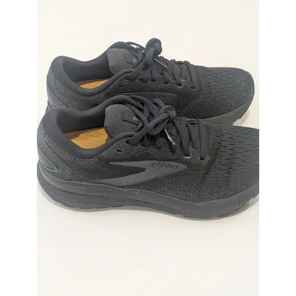 Brooks Ghost 16 Women's Black Running‎ Shoes Size 8 Medium B